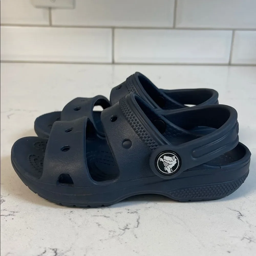 Classic Crocs Sandal Kids Navy Blue Lightweight Sandals 207537 Size 9